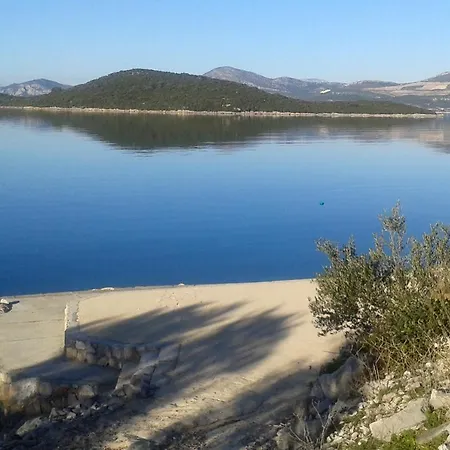 Pjestata 14440b Apartment